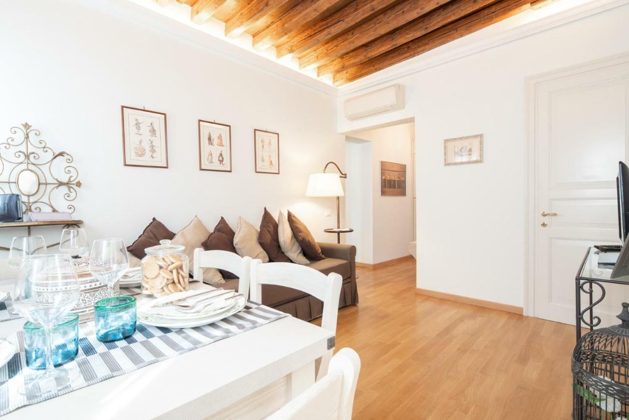 Casa Claudia ai Frari Apartment Venesia Bagian luar foto
